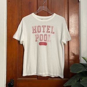 American Eagle Outfitters Hotel Pool Graphic Tee Oversized Crewneck T-Shirt XS